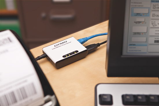 Dymo LabelWriter Print Server past overal op het bureau Dymo LabelWriter Print Server past overal op het bureau